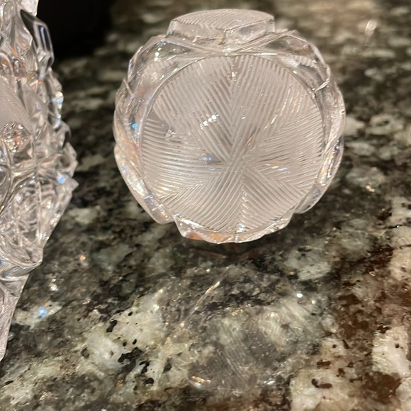 Vintage Bohemian Cut Crystal Decanter for Your Home Bar Collection - Picture 10 of 10